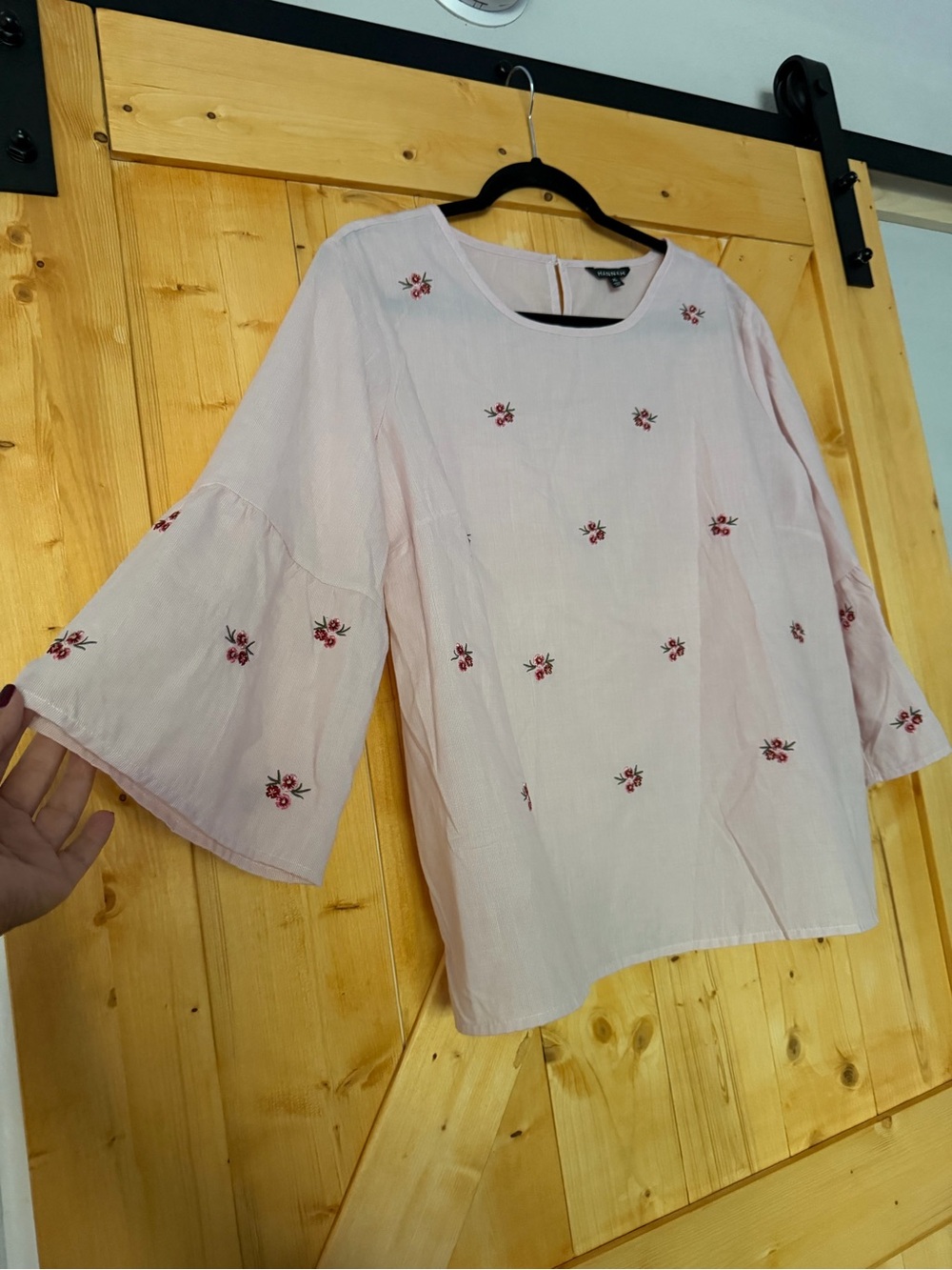 HANNAH Pale Pink Floral Embroidered Tiered Bell Sleeve Blouse Size XL